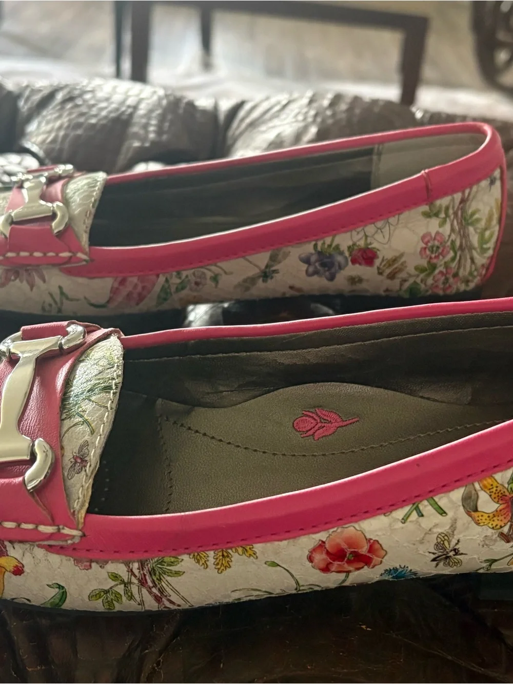 Ros Hommerson‎ Pink Floral Slip-On Loafers 8.5 SS narrow width